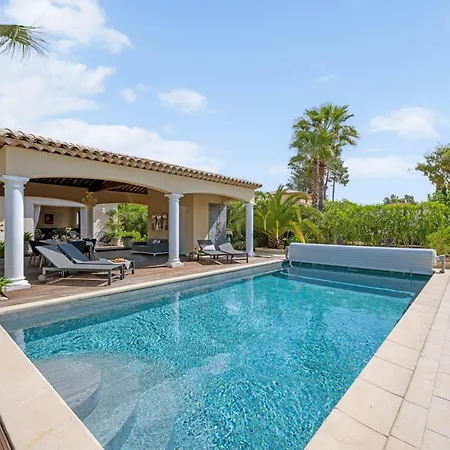 Holiday home Lavyn *