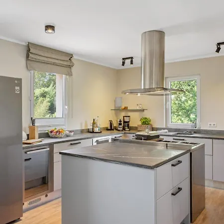 Holiday home Lavyn *