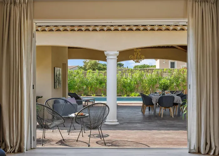 Lavyn Casa de Férias *